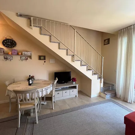 Duplex With Terrace , Pool, 2 Bedrooms Lenno