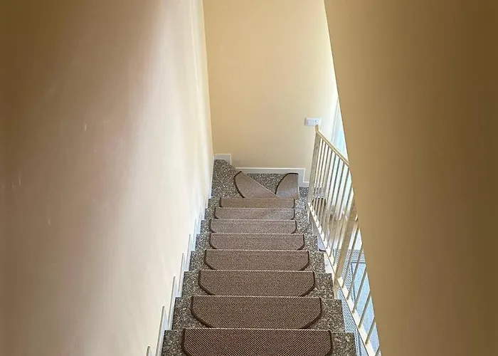 Appartement Duplex With Terrace , Pool, 2 Bedrooms Lenno