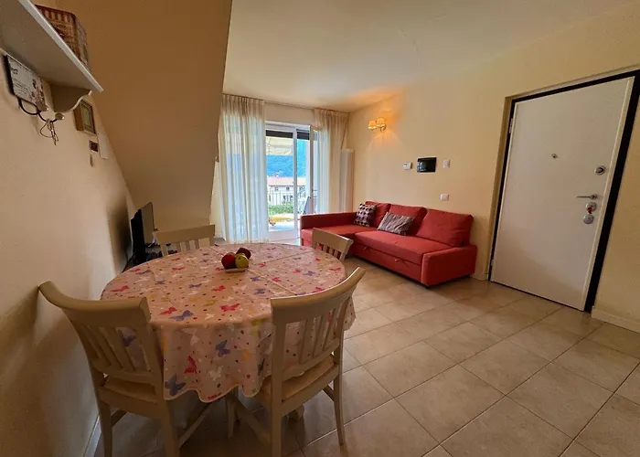 Duplex With Terrace , Pool, 2 Bedrooms Lenno