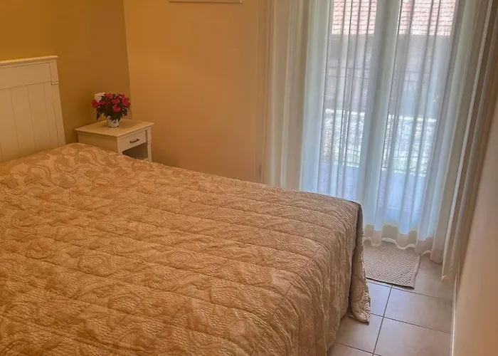 Duplex With Terrace , Pool, 2 Bedrooms Appartement Lenno