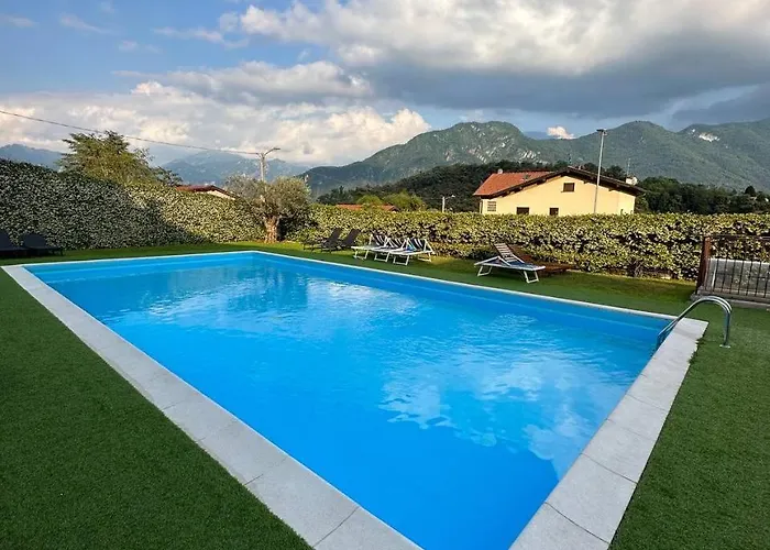 Duplex With Terrace , Pool, 2 Bedrooms * Lenno