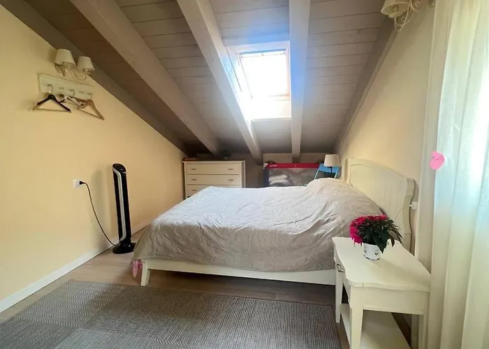 Duplex With Terrace , Pool, 2 Bedrooms Lenno